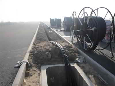 HDPE Silicon Core Pipes and Fitting is used in farmland water conservancy communication