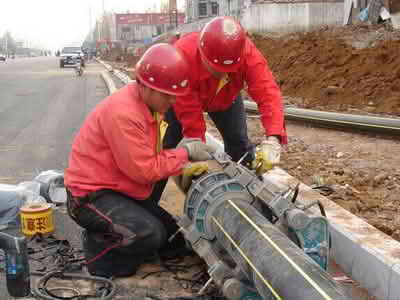  HDPE Pipes and Fittings for Natural Gas & Oil used in rural residents gas household