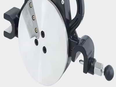 High power milling cutter with sleeve protection 